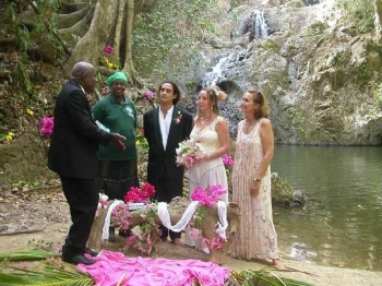 Routine: wedding in the jungle