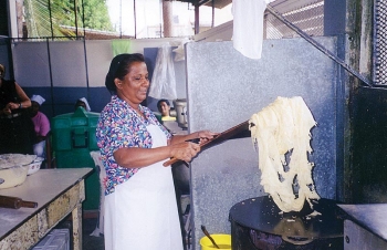 Behind the scene: roti in the make