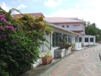 Auberge de l'Anse Mitan: the main building seen from the street