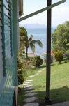 Grünes Cottage: Pfad zum Meer