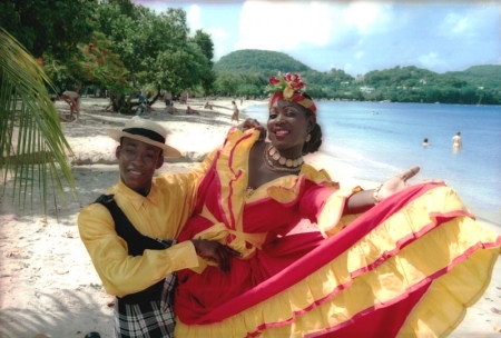 Martinique: dancers in traditional Creole costumes